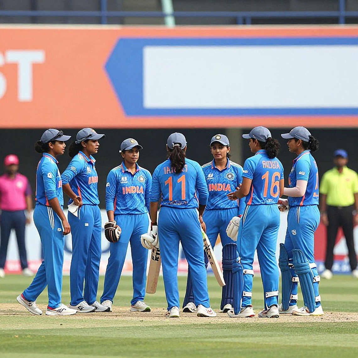खाली डोज़ियर: जब क्रिकेट का रिकॉर्ड 'उपलब्ध नहीं' लिखकर चुप हो जाता है